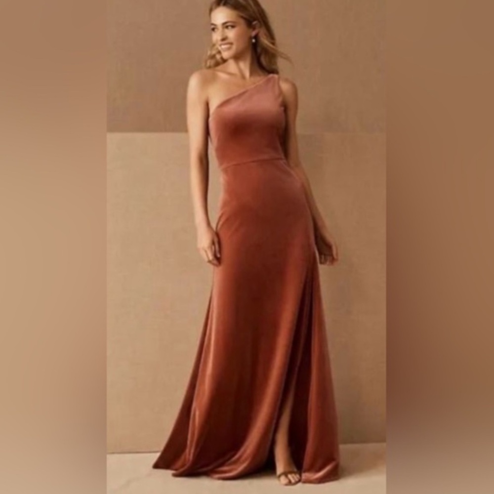 Jenny yoo BHldn copper one shoulder velvet dress